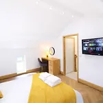 Nyaraló Myrtle Cottage, In A Small Village Location, Perfect For A Romantic Break With Hot Tub Cotehill